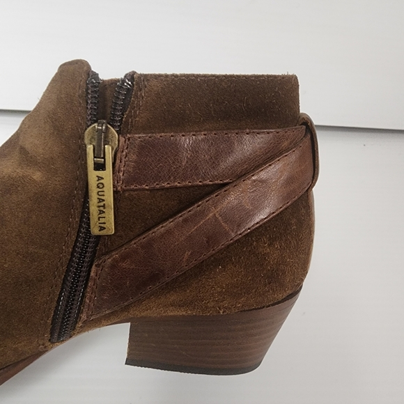 Aquatalia Women's Brown Suede Ankle Boot With Side Buckle Size 6.5 - Picture 9 of 12